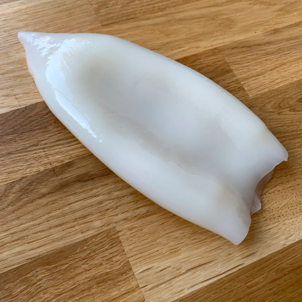 IQF SQUID TUBE U/5 (700G NET) 魷魚筒