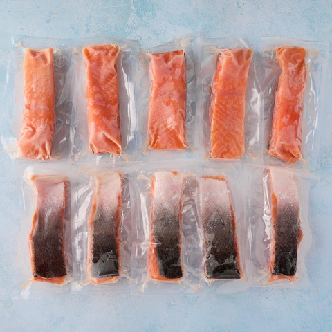 SALMON SKINLESS BONELESS 140-160G (10 PORTIONS IWP/BOX) 無皮去骨三文魚